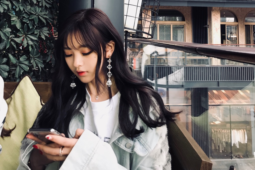 抖音"古装美女"彭十六,一点泪痣太动人,网友:要被融化了