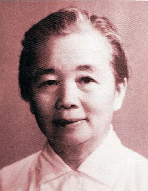 她是红军唯一女将领,许世友陈赓是她下属,如果授衔至少是大将