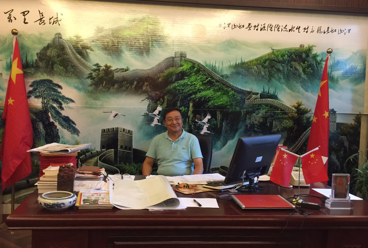 总政歌舞团著名歌唱家郑允武气势澎湃演唱《华夏沐春风》震撼上线