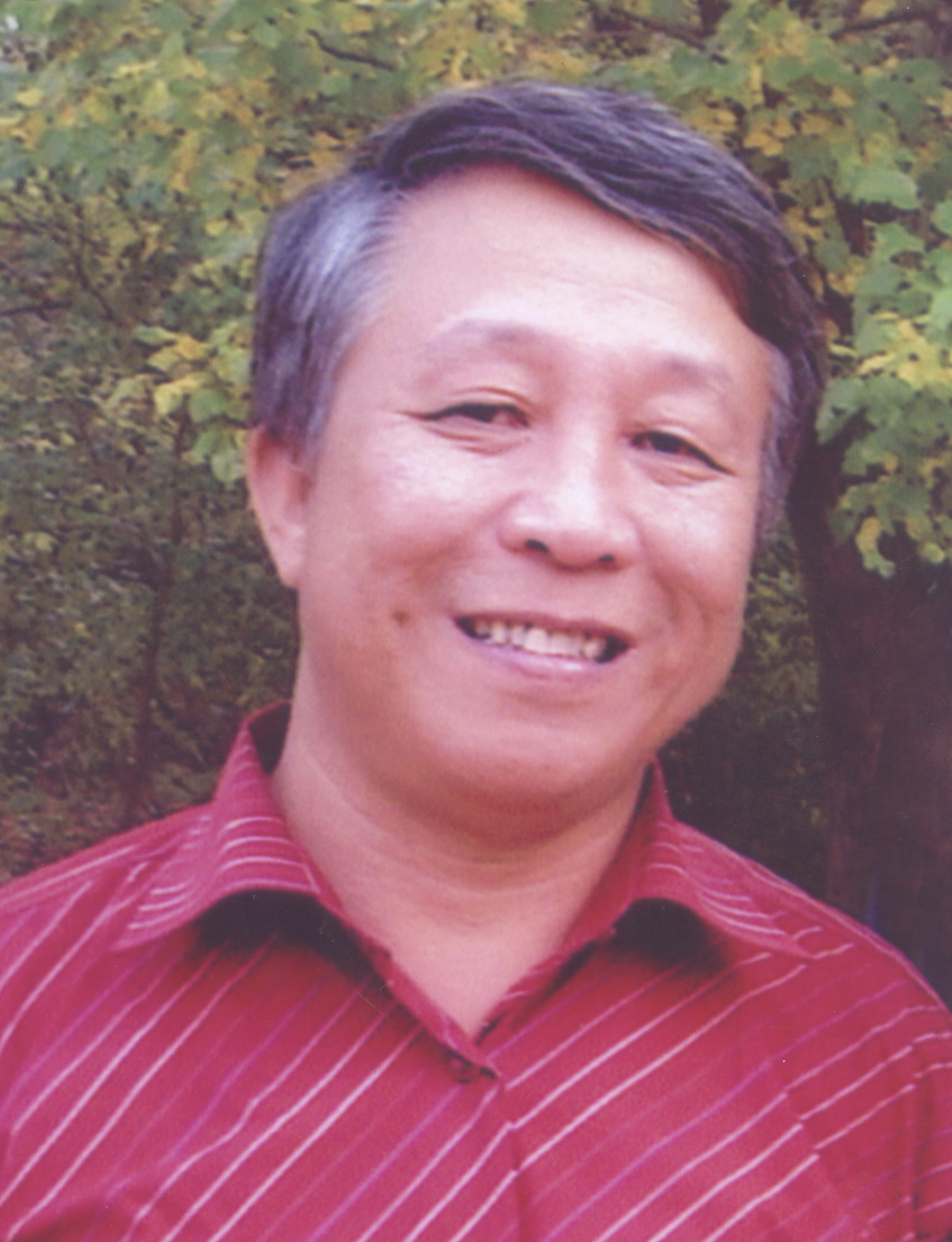 总政歌舞团著名歌唱家郑允武气势澎湃演唱《华夏沐春风》震撼上线