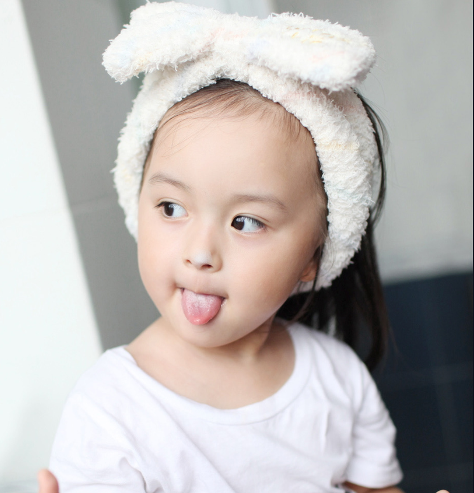 憨态可鞠,小巧玲珑——"爆红萌娃"刘楚恬