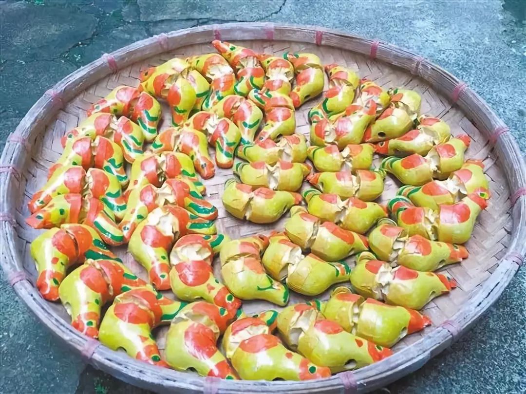 镇濠泥鸡一唱天下白