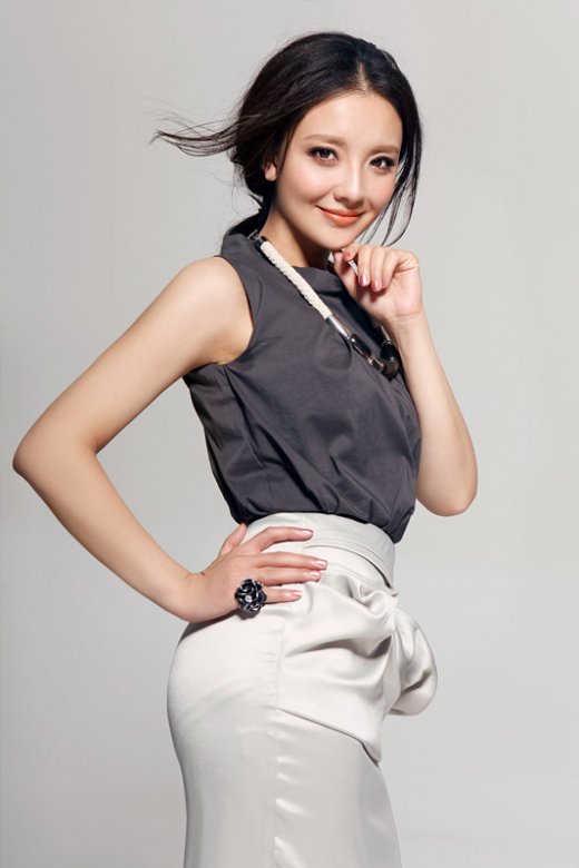 玉体迎风,神清骨秀,气若幽兰--孙茜