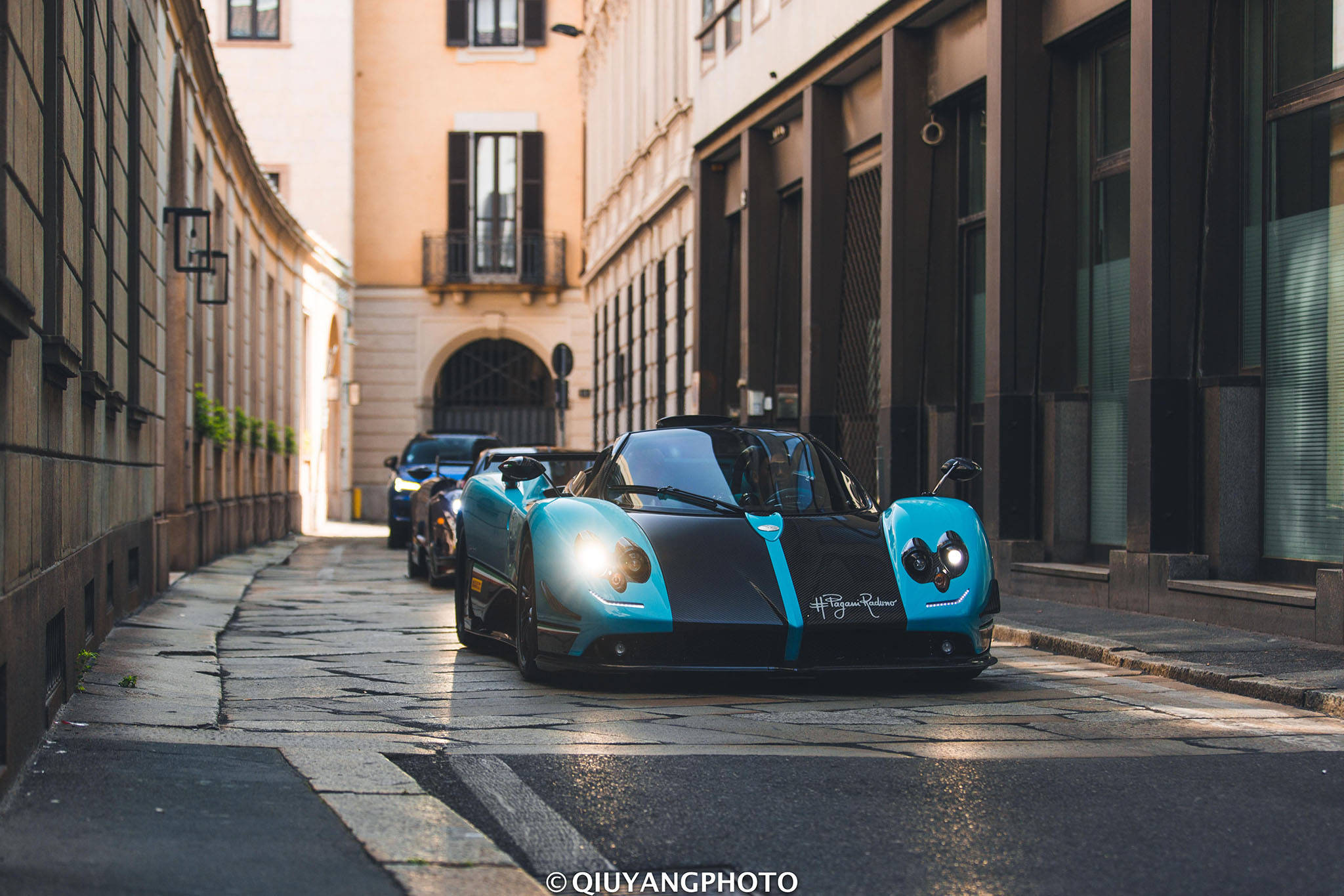 帕加尼zonda uno意大利街拍,号称艺术品的超跑真的很有意境!