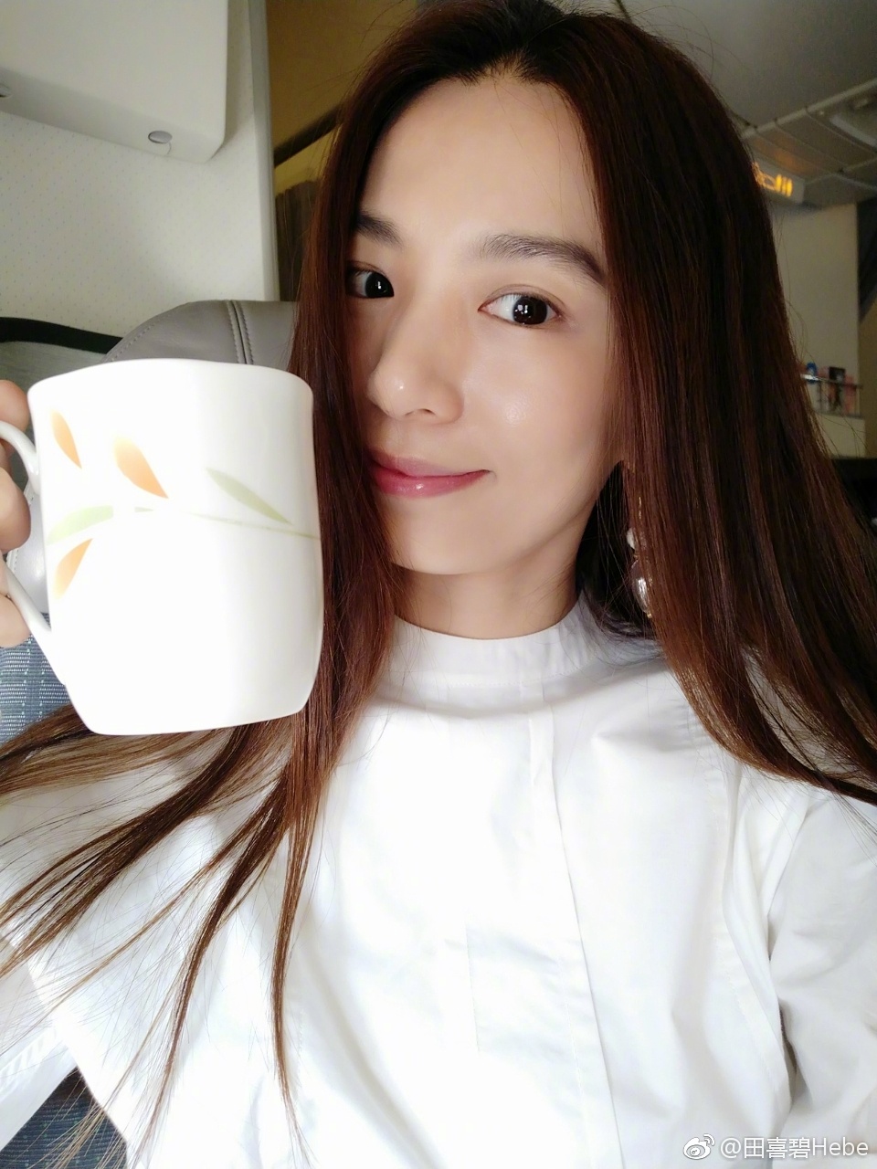 hebe总是迷之自拍,明明那么漂亮的一个人