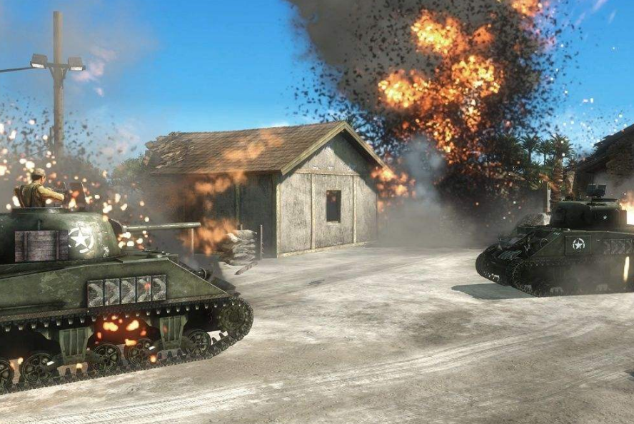 第三款《炽热战地》玩家被分配地图,游戏内有大量坦克,直升机等等