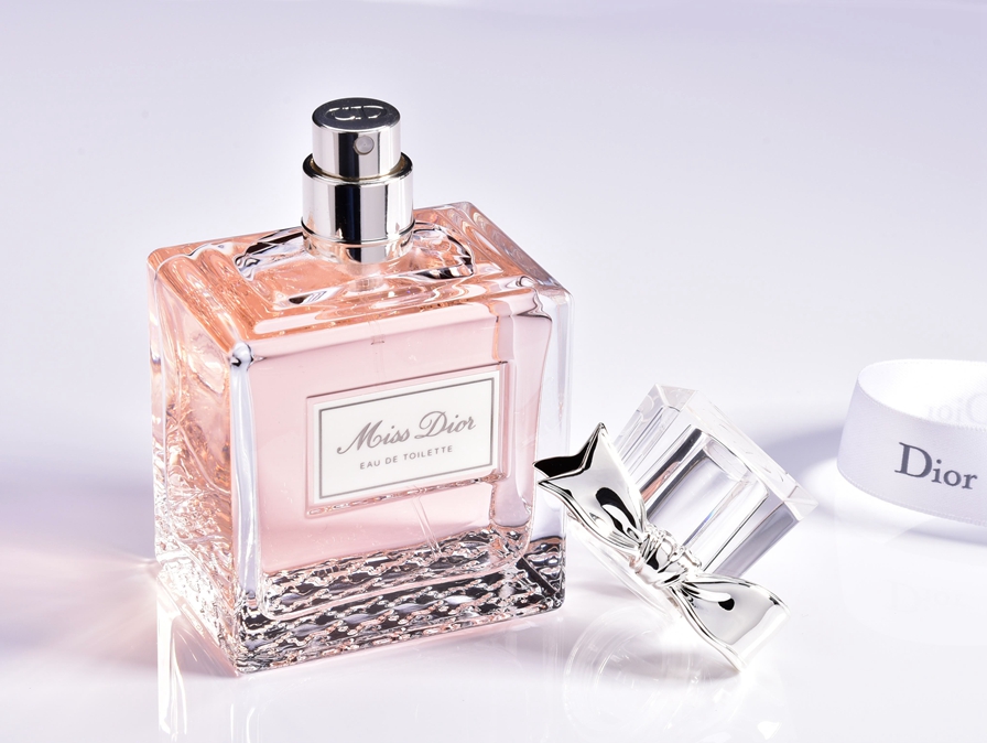 选择这款香水的你适合吴亦凡.