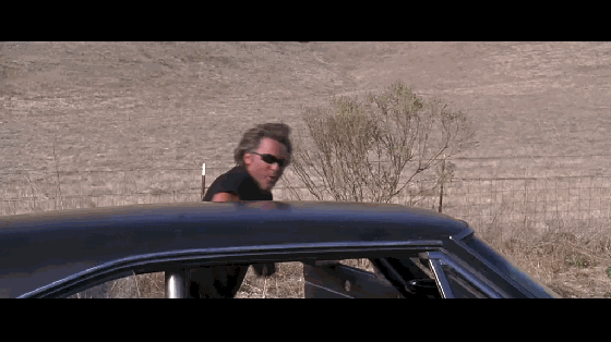 昆汀电影《金刚不坏》:老司机惹怒女流氓是怎样的体验?