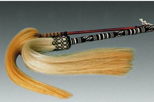 古代太监手里为什么老是拿着拂尘?原来真相是这样的