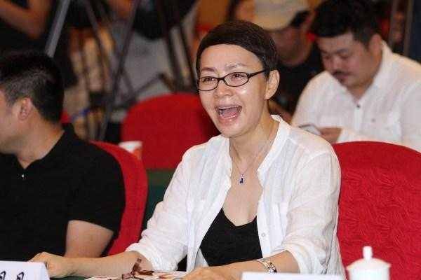 宋丹丹一生情路坎坷,却事业有成,网友调侃:老的真快!