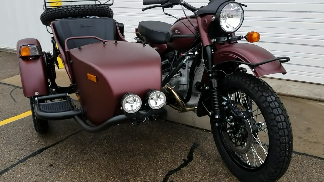 祖师爷级别的边三轮儿摩托车:乌拉尔! 转载自百家号作者:机车大世界