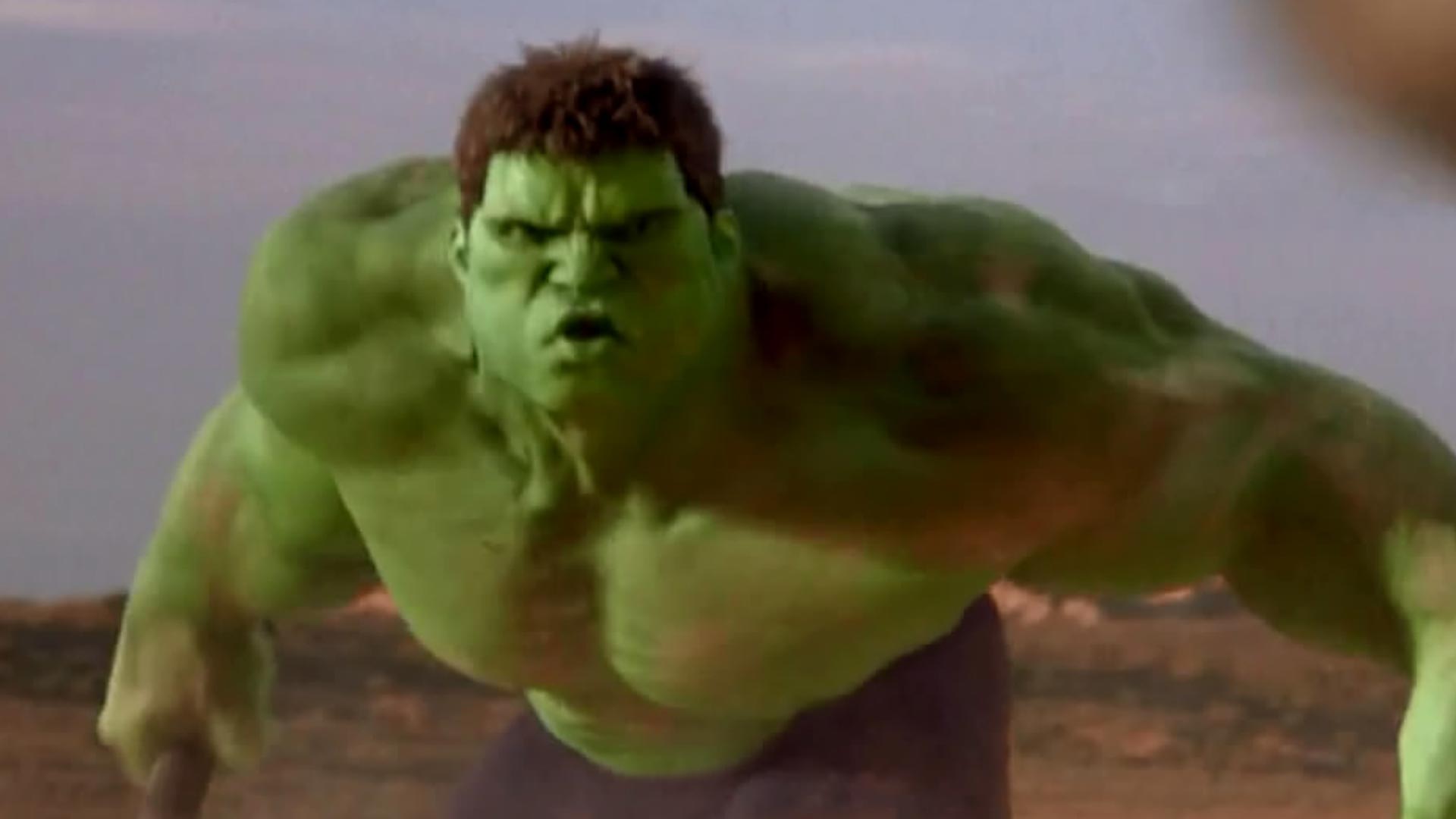绿巨人3个版本分析:03年李安版最经典,而《雷神3》中的浩克最萌