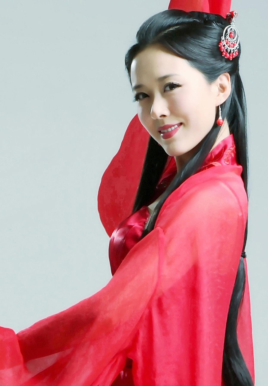 美图摄影:一袭红衣,绝代风华