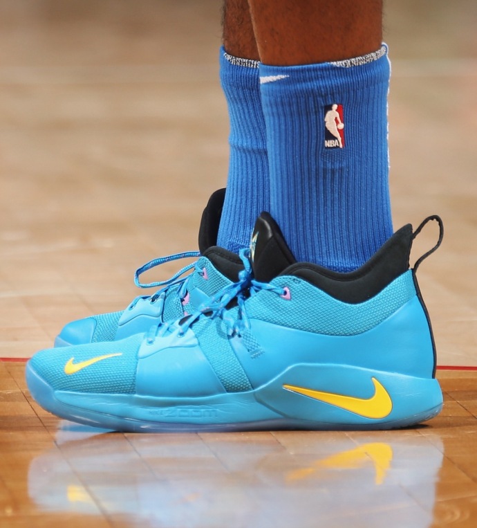 保罗乔治17-18赛季的pg2球鞋配色,你最喜欢是哪一款?
