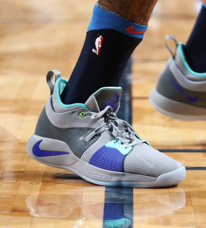 保罗乔治17-18赛季的pg2球鞋配色,你最喜欢是哪一款?