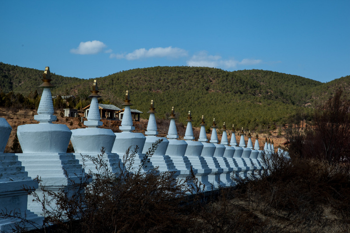 云南丽江指云寺——白塔