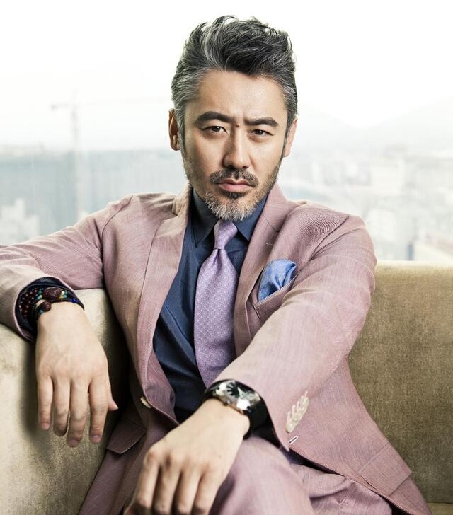 额头有痣的明星,第一位是暖男代言人,最后一位是童年女神