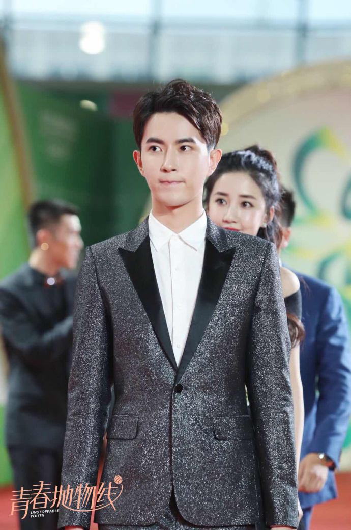 《青春抛物线》热血来袭!于朦胧苗苗组cp,这个万年女配再上线!