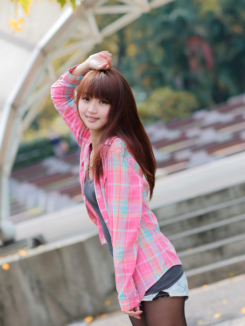 美图摄影:天生丽质,活泼开朗的美人