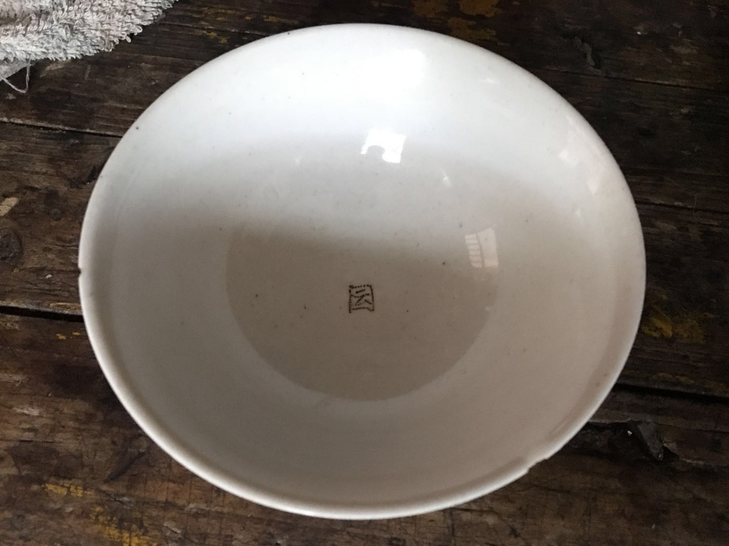 为什么以前农村家家在碗底刻字,现在愈来愈少见了!
