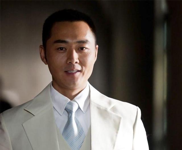 还记得他吗?曾经古装剧中的反派男神,如今长这样