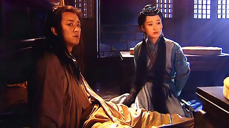 笑傲江湖:哑婆婆绑了令狐冲与任盈盈,逼令狐冲娶仪琳!,影视,武侠,好看视频