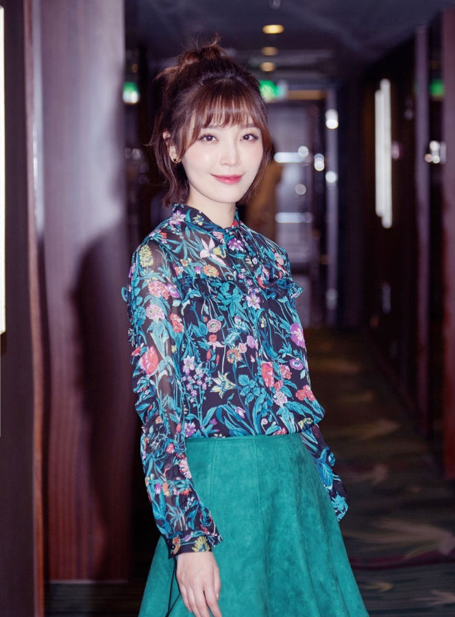 高晓菲——清秀高雅,姿容绝代的小姐姐