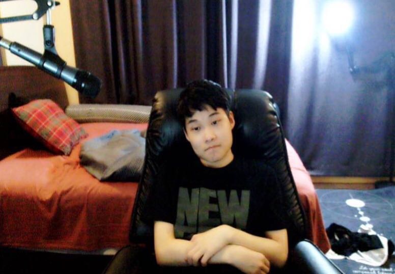 dopa身体亮红灯,翻译miya曝出细节,网友出谋划策!