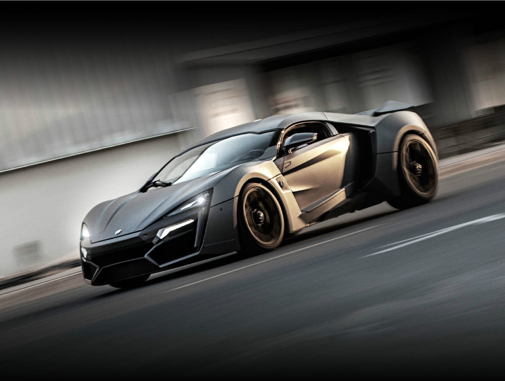 超级跑车lykan hypersport 棱角分明 个性张扬