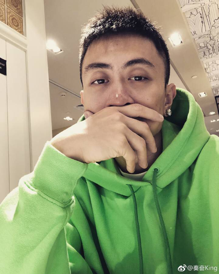 秦奋31岁生日 不一样的富二代