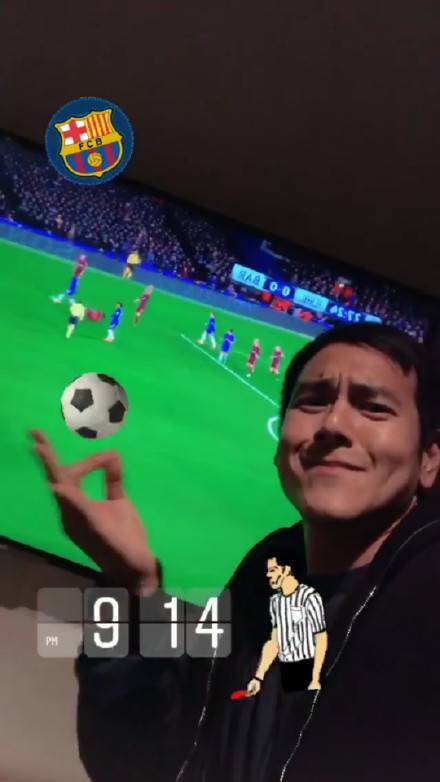 巴萨球迷又添一员大将?彭于晏看欧冠晒表情包