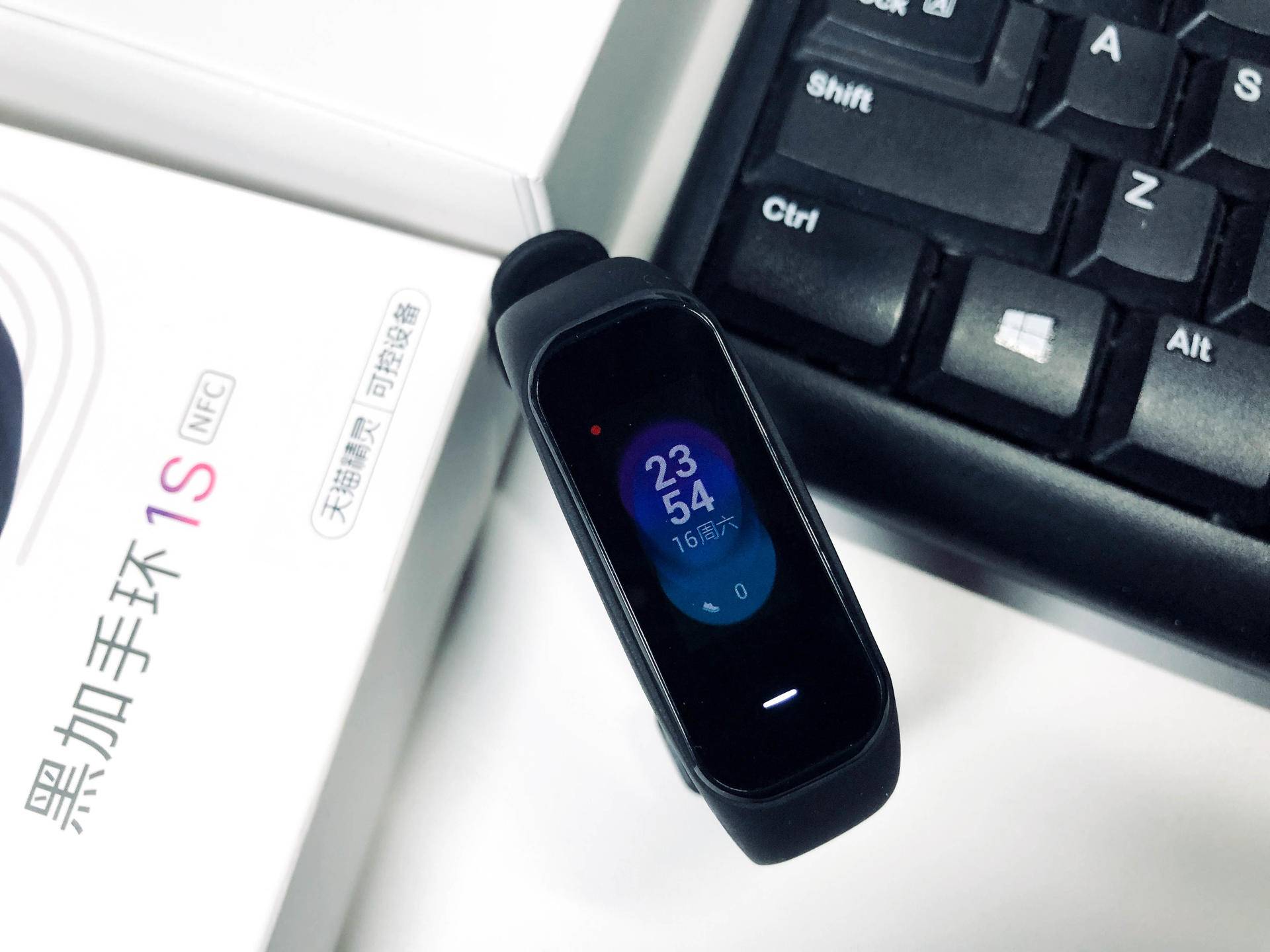 性价比首选!黑加手环1s nfc版体验,amoled彩屏 多功能nfc