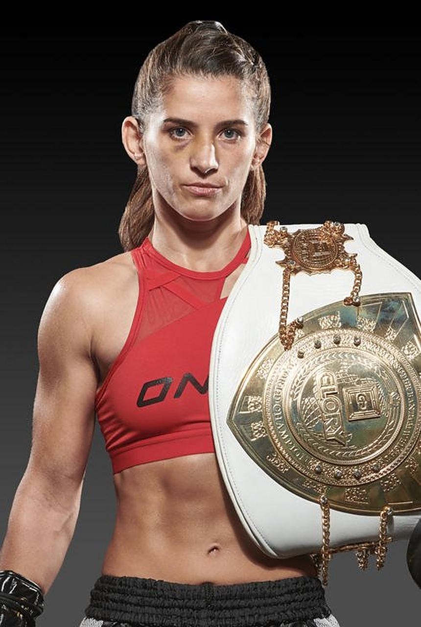 拳手online#tiffany van soest:tiffany van soest是世界有名的女