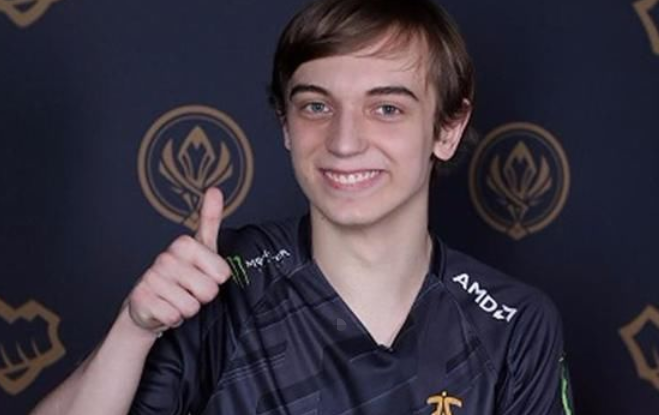 lol:caps加入g2是迫于无奈?哭诉离开fnc原因:新中单比我还猛!