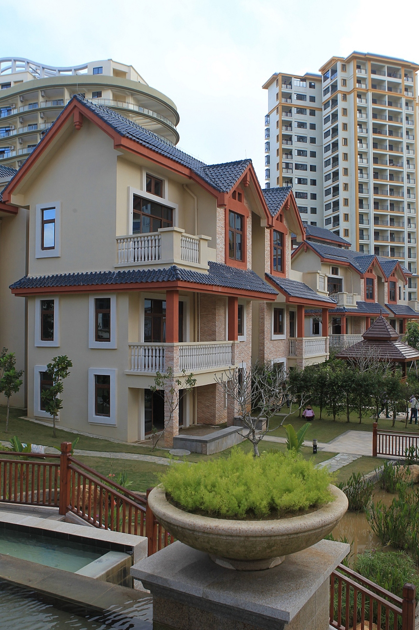 生活# 车房存款在握,职场稳定有序,行至疲倦即启程漫游,享受人生之美