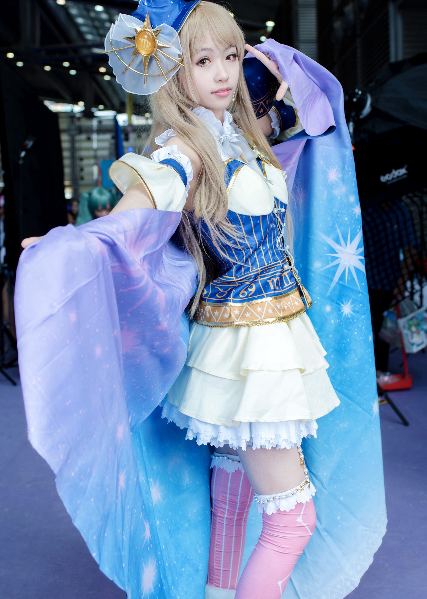 美照送给大家,小姐姐身材好颜值又高