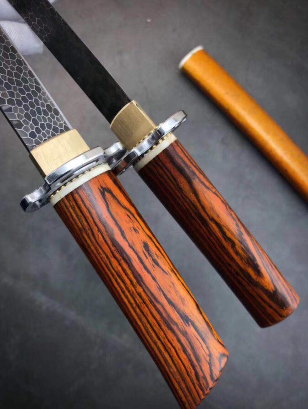 「鉴赏」大马士革日式龙鳞直刀-神峯