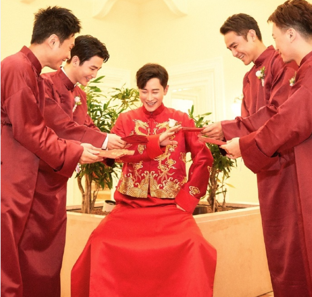 专业摄影师曝光罗晋伴郎团接亲照片,满屏都是大长腿!