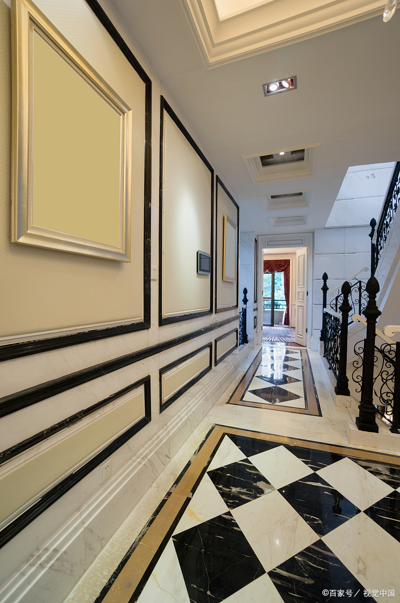 曾经,波导线作为客厅地面的一种流行设计,以其独特的线条感赢得了众多