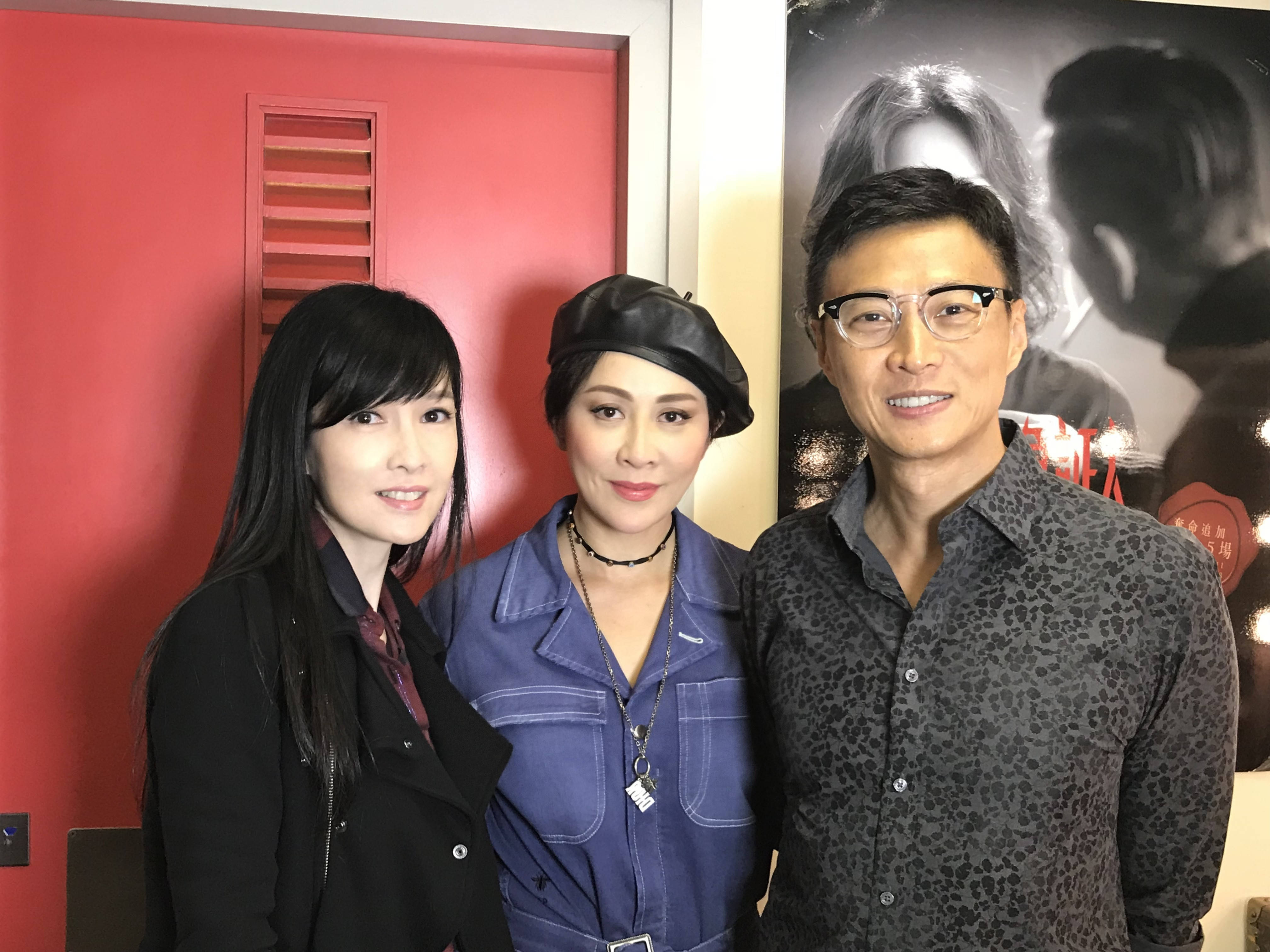 敢和周慧敏合影的女明星,那得有多大的勇气?