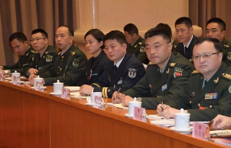 解放军和武警部队代表团举行第二次全体会议