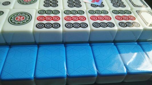 巢湖两赌徒因赌债发生纠纷,居然来到派出所请民警调解!