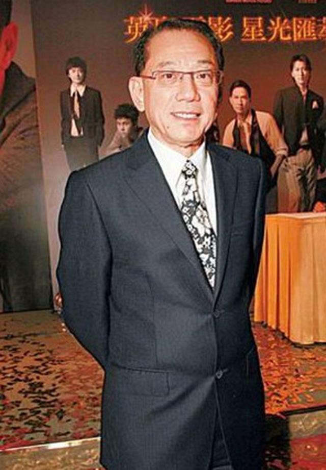 英皇老板杨受成自传,书中自曝出轨历史,曾被拍成电影!