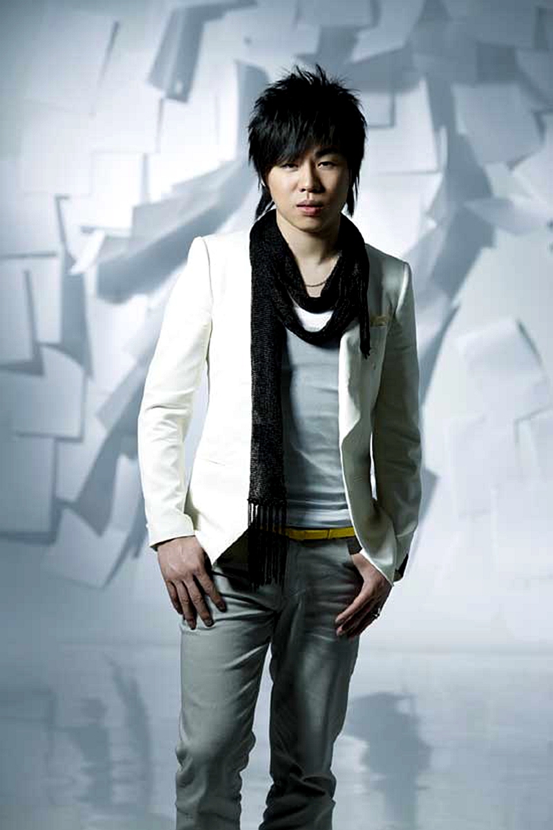 第四位:胡彦斌.