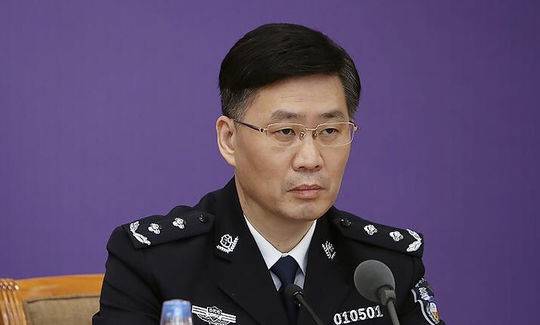 国家移民管理局:来华从事防疫合作等活动的外国人可重新申办签证