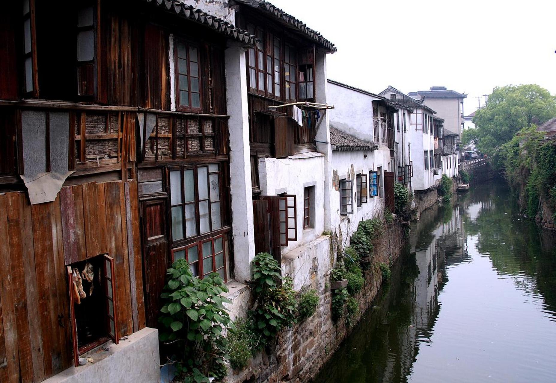 江苏扬州瓜洲古镇位于古运河与长江的交汇点上,是长江之滨的历史文化