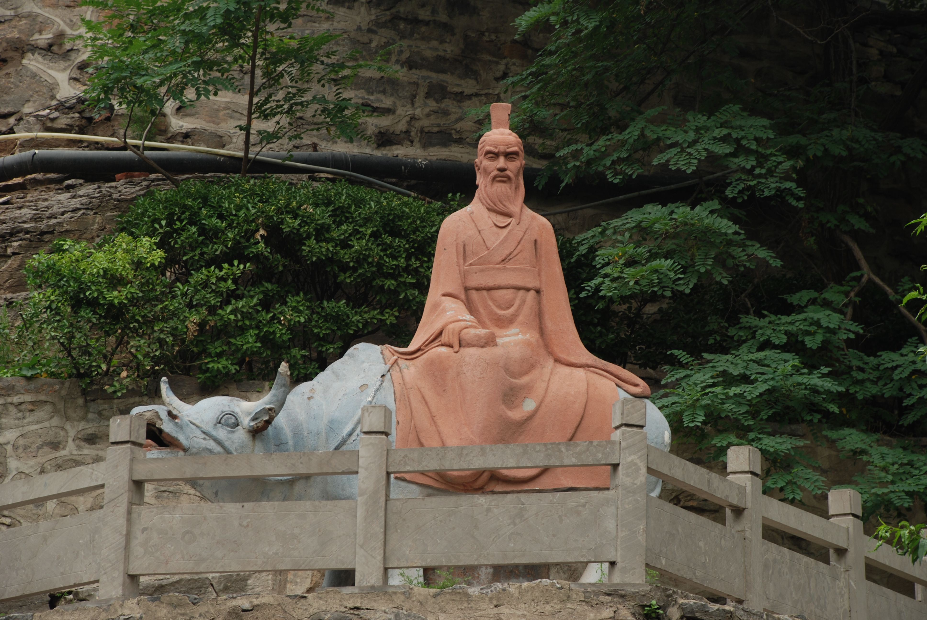 中国最聪明的人不是诸葛亮,也不是鬼谷子,他的名字很多人不知道