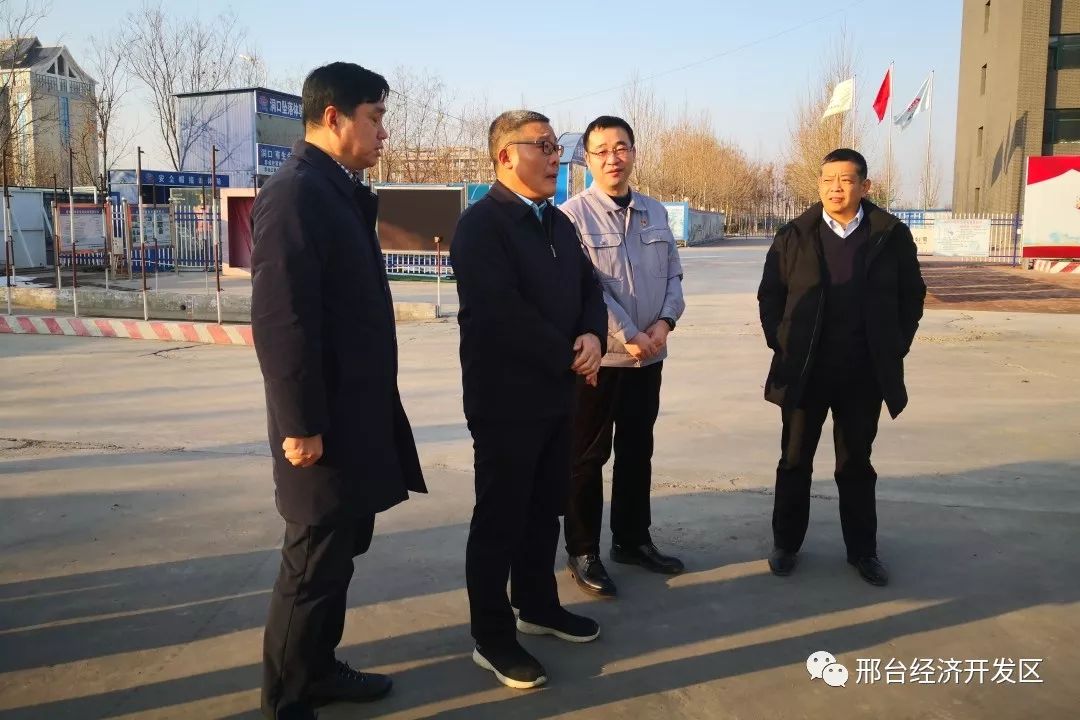戎阳深入市开发区调研企业发展和项目建设时强调 坚持"三个导向" 全力