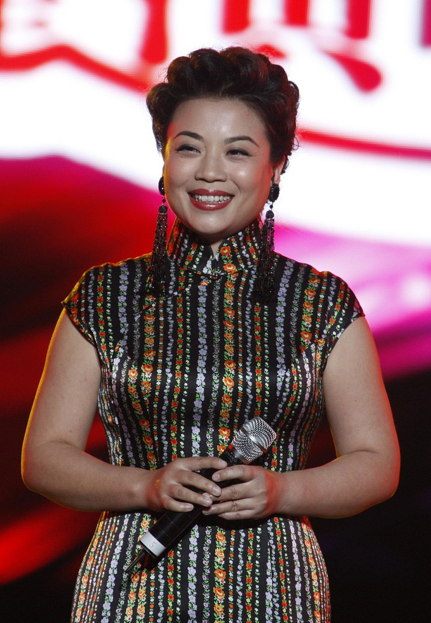 张也  作为著名的女高音歌唱家,频繁亮相于春晚舞台  享有国家一级