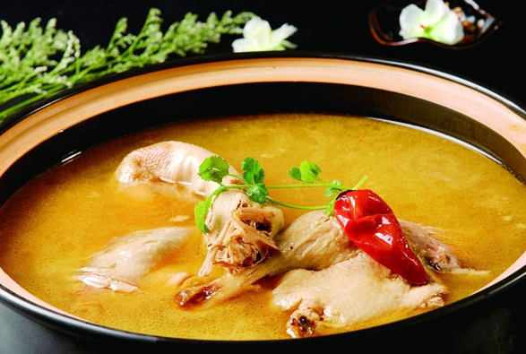 玉竹老鸭汤做法,老鸭汤的营养价值和功效!